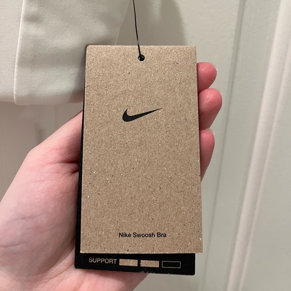 Nike Air Swoosh White Sports Bra - Picture 3 of 4